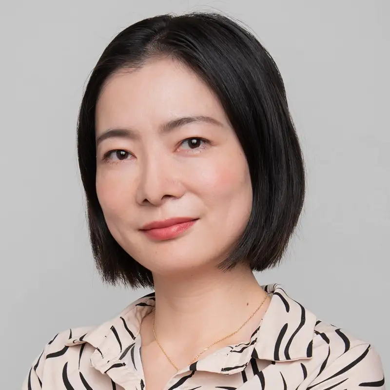 2023 - Portrait professionel de Anna-Yang par Marbeck Photographe Paris 75008 - Web 2